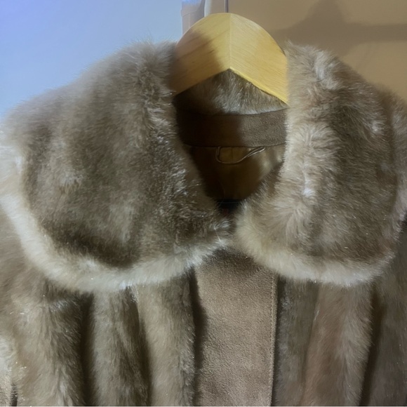 Luxury faux fur coat by Adolph Schuman for Lilli Ann - small / medium - Picture 8 of 14